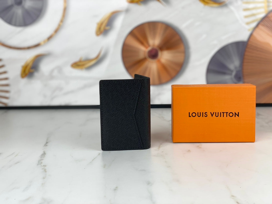 【ルイヴィトン】ポケットオーガナイザー 軽量で実用的な名品 数量限定販売中