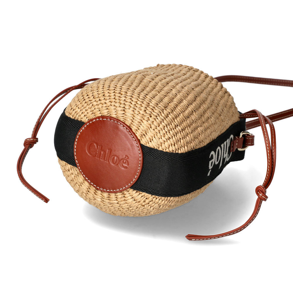 【クロエ】春と夏定番人気♪“WOODY”スモールバスケット