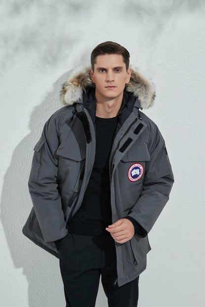 【カナダグース】寒い冬に最適☆女性と男性☆人気 Expedition Parka☆ダウンジャケット 全7色