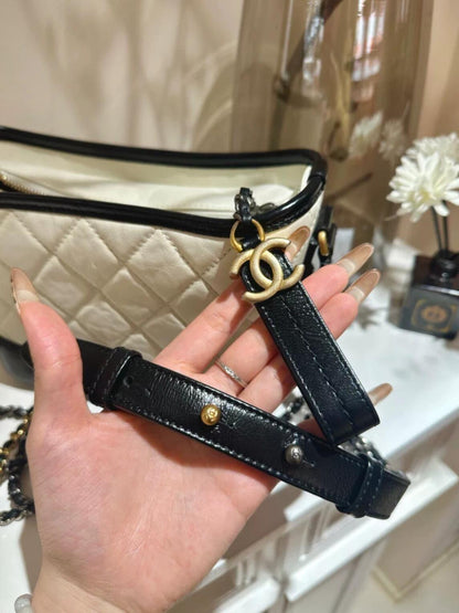 【シャネル】超入手困難♡ガブリエル スモール ホーボーバッグ