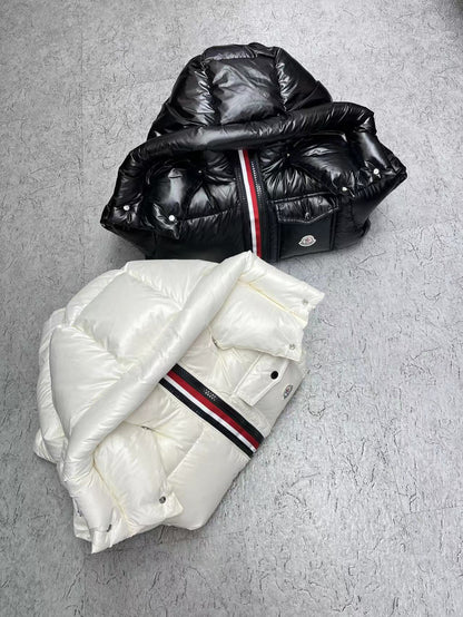 【モンクレール】女性と男性☆入手困難お洒落No,1! ☆MONTBELIARDダウンジャケット2色