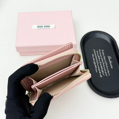 【ミュウミュウ】2色ギフトにも*送料込☆ 小さな中に大きな収納力