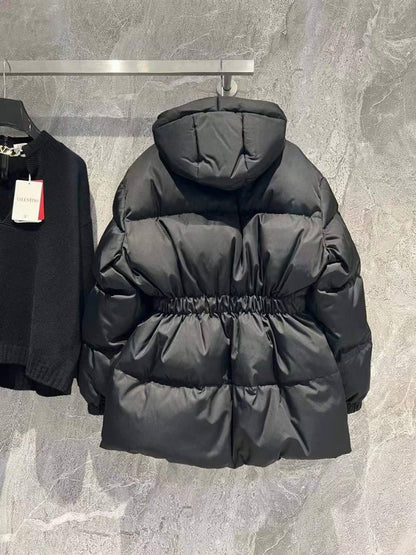 【プラダ】入手困難*ナイロン フード付ダウンジャケット レディース