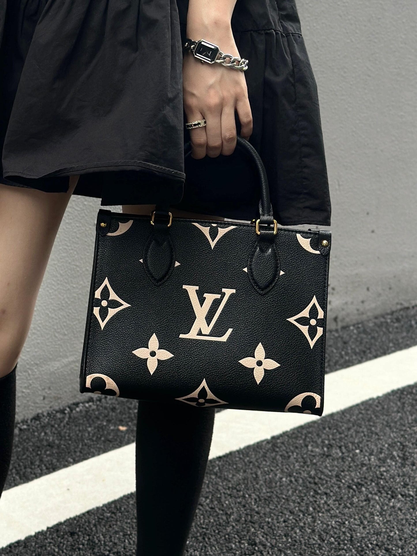 【ルイヴィトン】男女共に人気★★OnTheGo PM トートバッグ 2カラーM45659 M45779