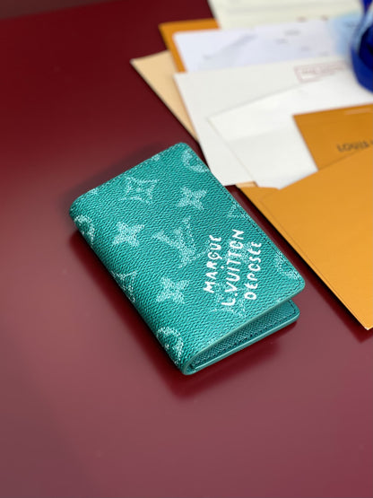 【ルイヴィトン】カード＆名刺入れ付多用途長財布 今季注目♪2色展開