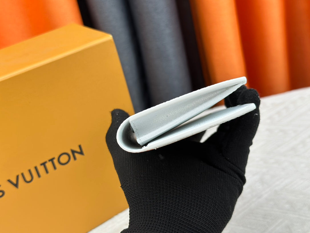 【ルイ・ヴィトン】Brazzaシリーズ 長財布｜上質な素材で魅せる大人の逸品！