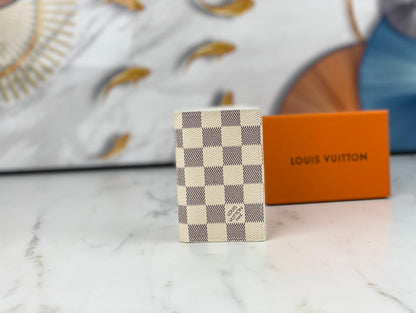 【ルイヴィトン】ポケットオーガナイザー 軽量で実用的な名品 数量限定販売中