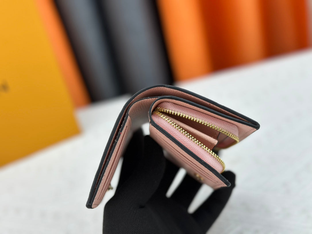 【ルイヴィトン】エンボスレザー財布 小さいのに収納力抜群