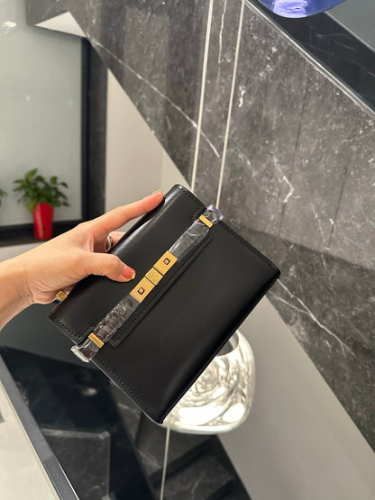 【サンローラン】☆大人気☆マンハッタン ミニ ショルダーバッグ